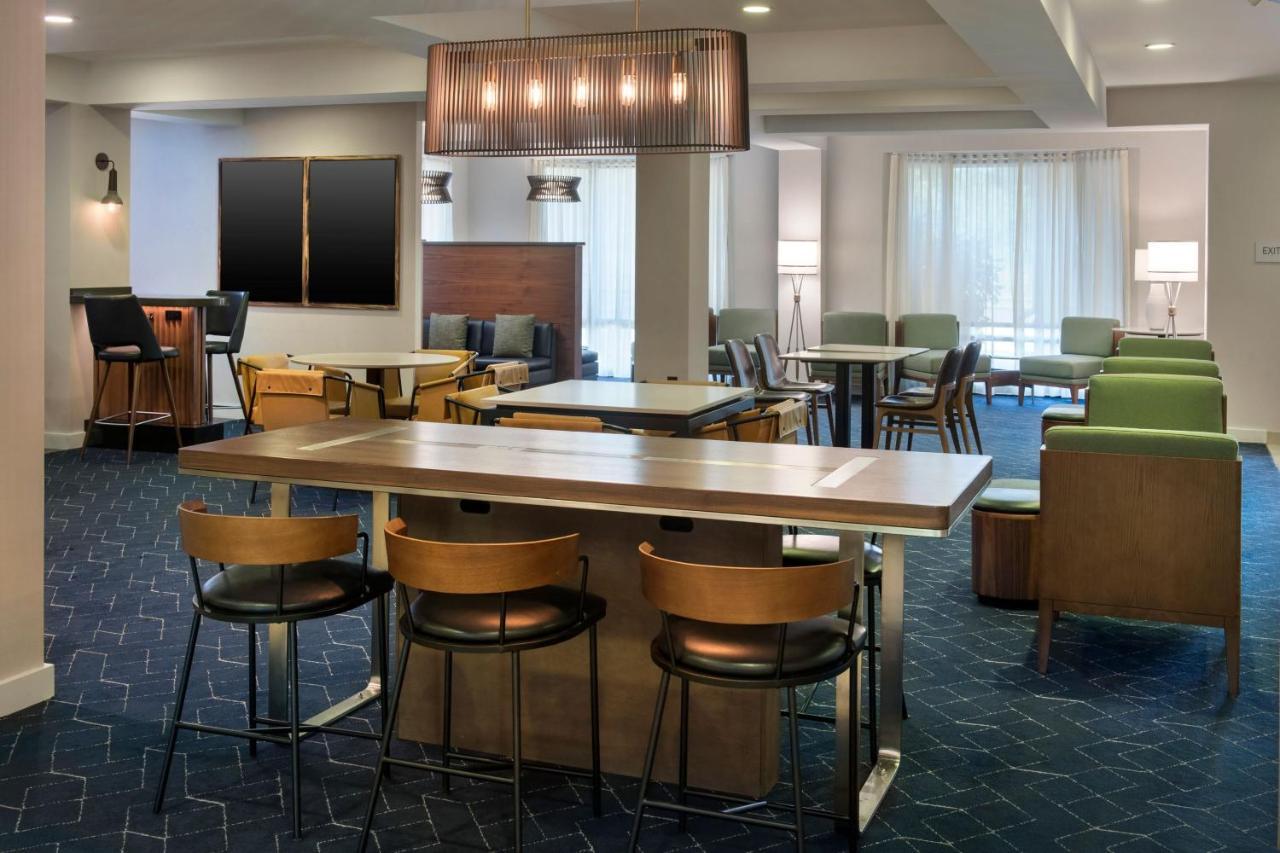 Courtyard Philadelphia Plymouth Meeting Hotel Екстериор снимка