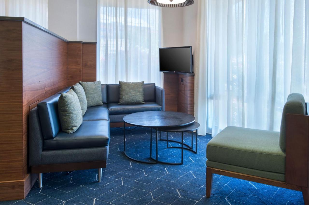 Courtyard Philadelphia Plymouth Meeting Hotel Екстериор снимка