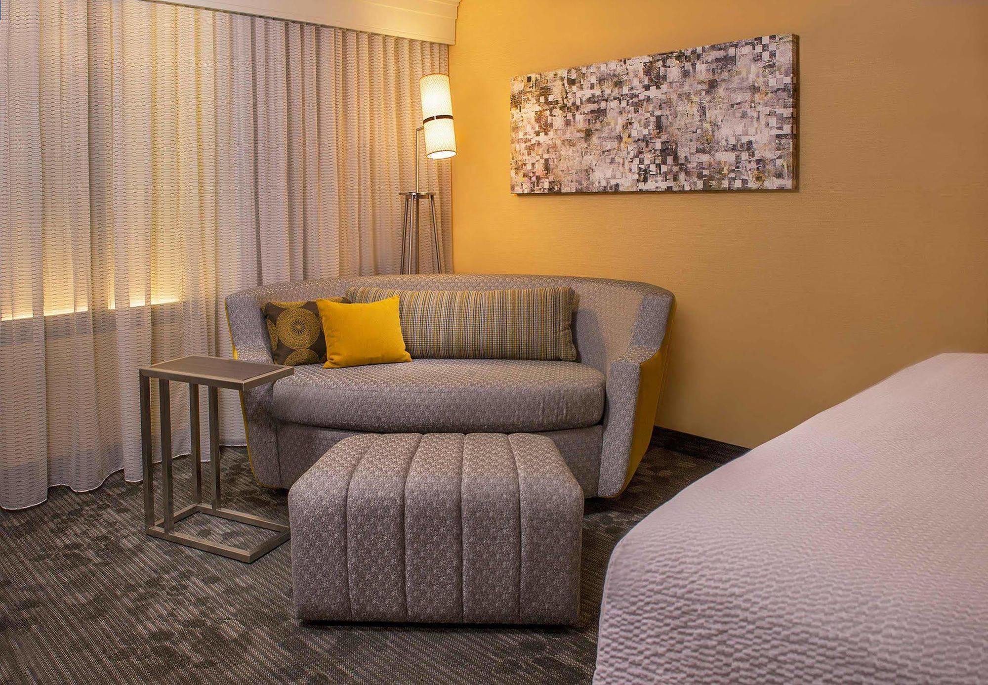 Courtyard Philadelphia Plymouth Meeting Hotel Екстериор снимка